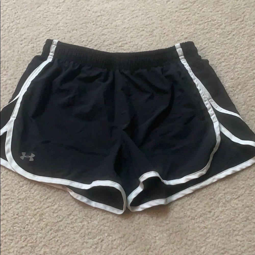 Under armor athletic shorts black